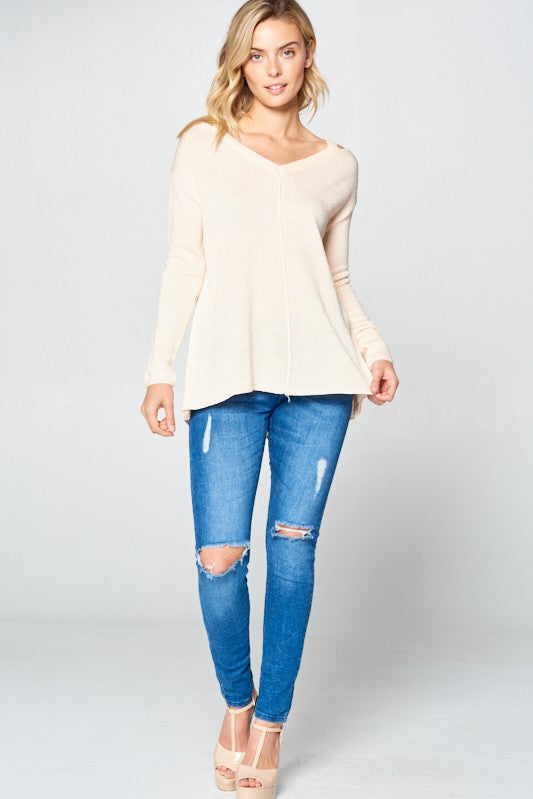 SOLID LIGHT KNIT V NECK SWEATER