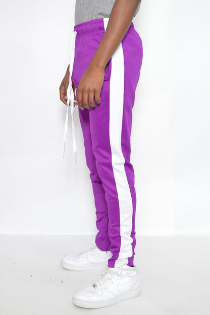 SLIM FIT SINGLE STRIPE TRACK PANT