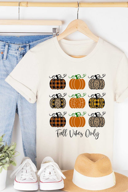 FALL VIBES ONLY Graphic Tee