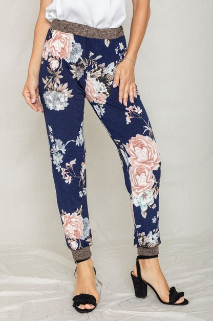 Plus Rose Print Ruched Jogger