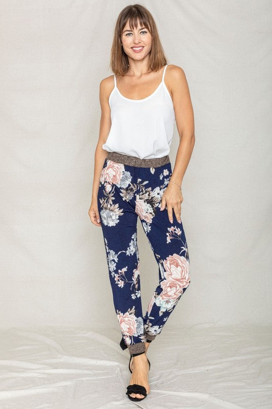 Plus Rose Print Ruched Jogger