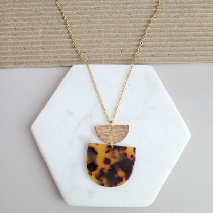 Harper Tortoise Necklace