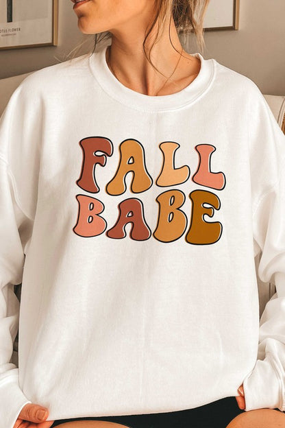 FALL BABE GRAPHIC SWEATSHIRT