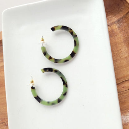 Camy Earrings - Olive Tortoise