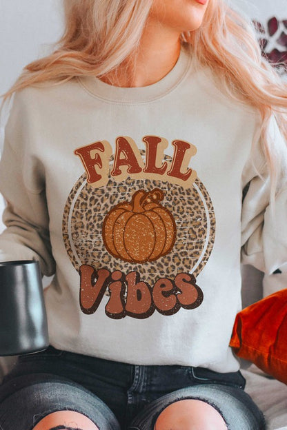 LEOPARD PUMPKIN FALL VIBES GRAPHIC SWEATSHIRT