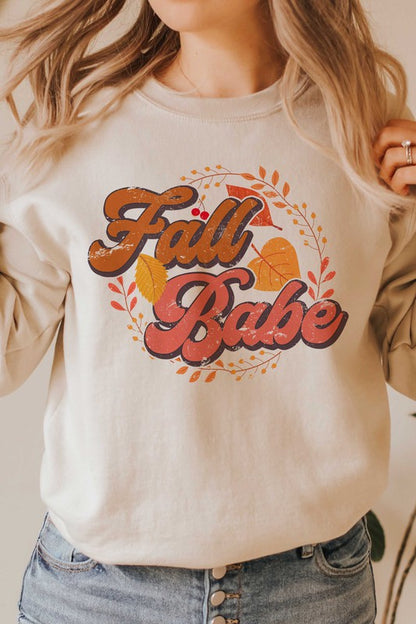 FALL BABE GRAPHIC SWEATSHIRT