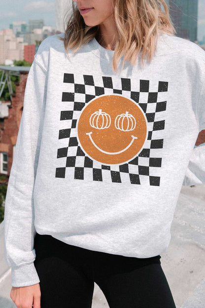 CHECKERED PUMPKIN HAPPY FACE GRAPHIC SWEATSHIRT