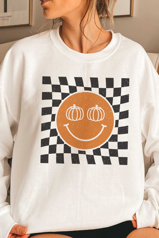 CHECKERED PUMPKIN HAPPY FACE GRAPHIC SWEATSHIRT