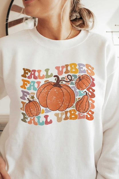 FALL VIBES PUMPKINS GRAPHIC SWEATSHIRT