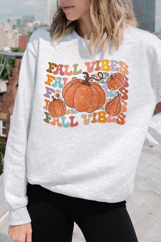 FALL VIBES PUMPKINS GRAPHIC SWEATSHIRT