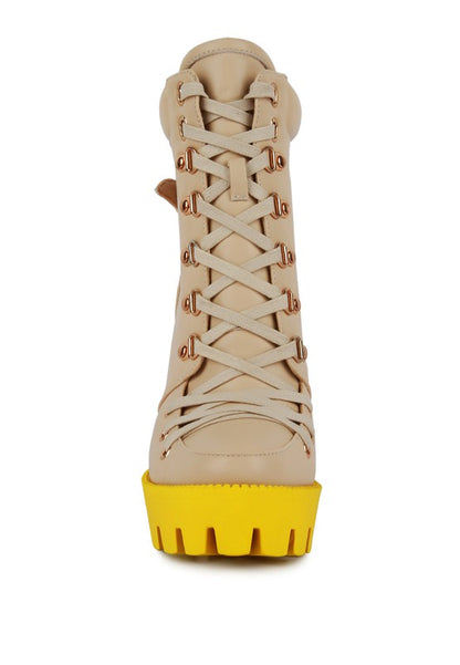 Larch Cushion Collared Biker Boot