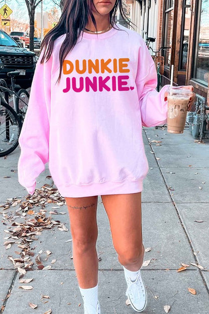 DUNKIE JUNKIE GRAPHIC SWEATSHIRT