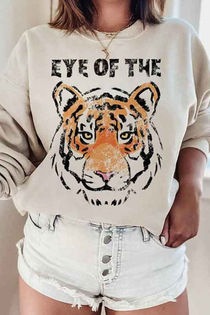 EYE OF THE TIGER OVERSIZED GRAPHIC SWEATSHIRT