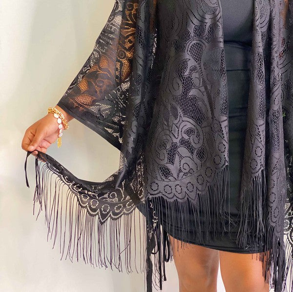 Elegant Lace Fringed Kimono