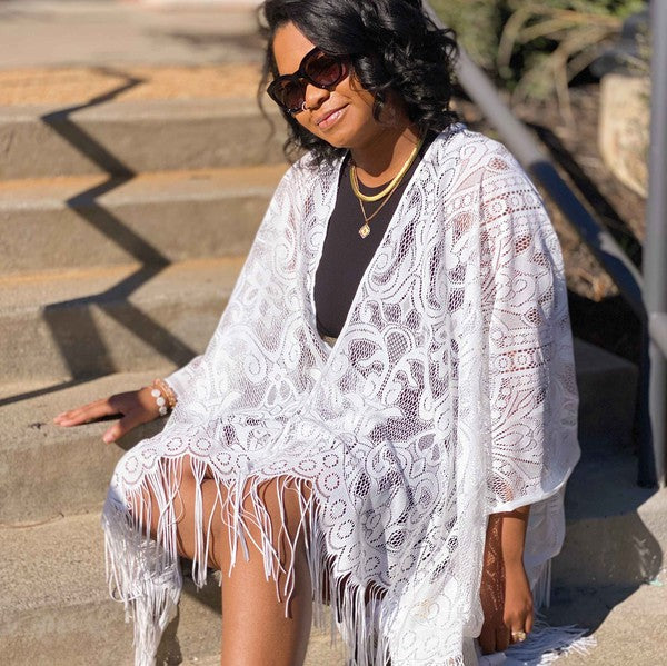 Elegant Lace Fringed Kimono