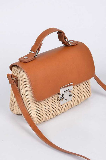 Contrast Flap Summer Straw Swing Bag