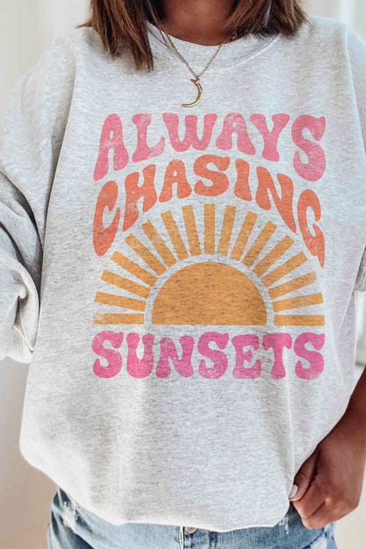 ALWAYS CHASING SUNSETS GRAPHIC SWEATSHIRT