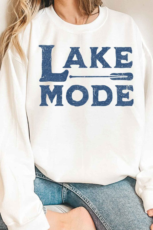LAKE MODE GRAPHIC SWEATSHIRT