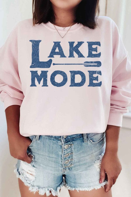 LAKE MODE OVERSIZED GRAPHIC SWEATSHIRT
