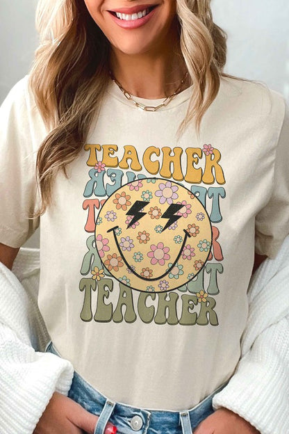 RETRO HAPPY FACE TEACHER REPEAT GRAPHIC TEE