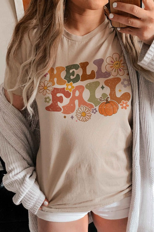 RETRO HELLO FALL Graphic Tee