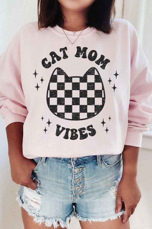 CAT MOM VIBES GRAPHIC SWEATSHIRT