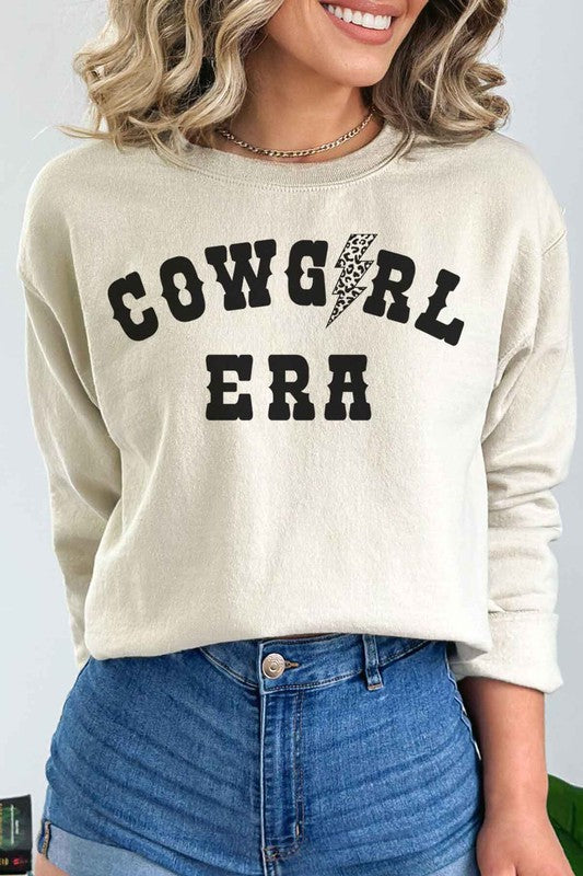 COWGIRL ERA WESTERN GRAPHIC SWEATSHIRT