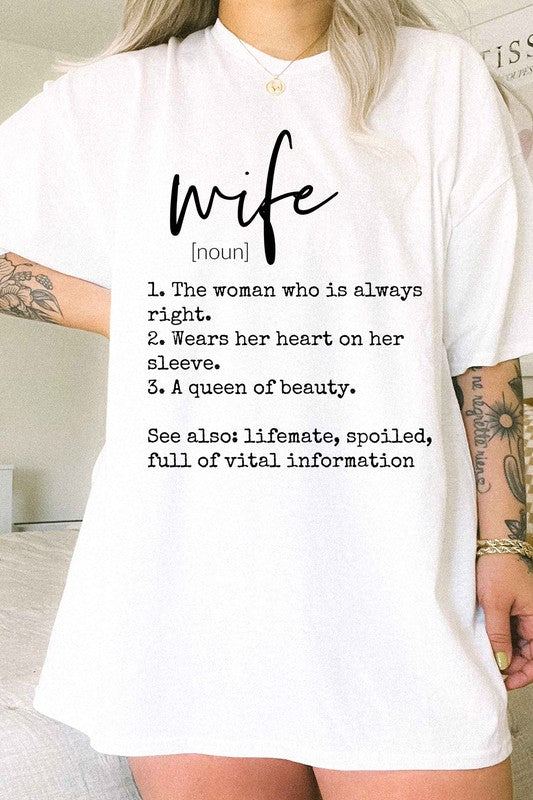 DEFINITION OF A WIFE OVERSIZED GRAPHIC TEE