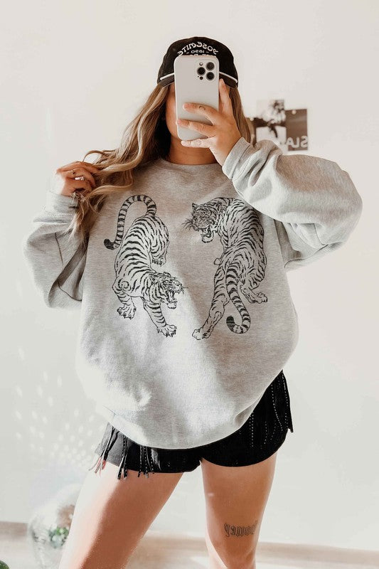 TIGER GRAPHIC SWEATSHIRT