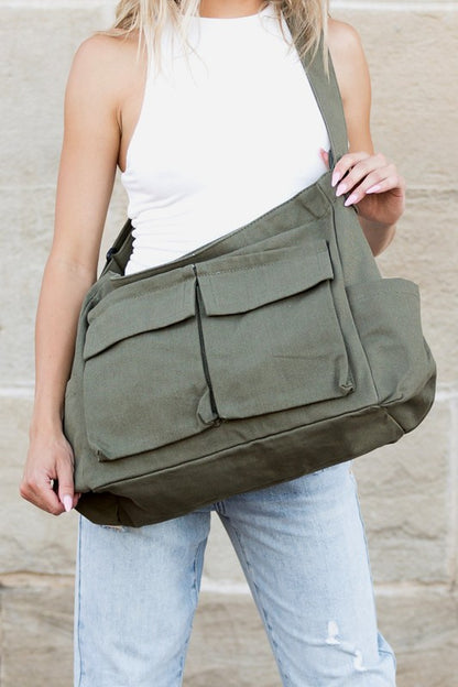 Nova Oversize Canvas Messenger Bag