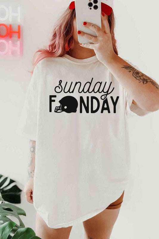 SUNDAY FUNDAY FOOTBALL GAME OVERSIZED GRAPHIC TEE