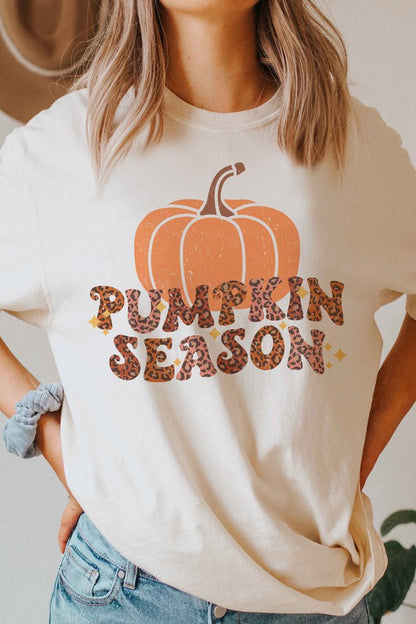 LEOPARD PUMPKIN SEASON Graphic Tee