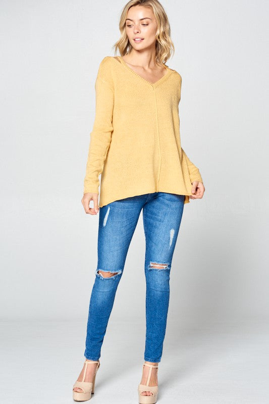 SOLID LIGHT KNIT V NECK SWEATER