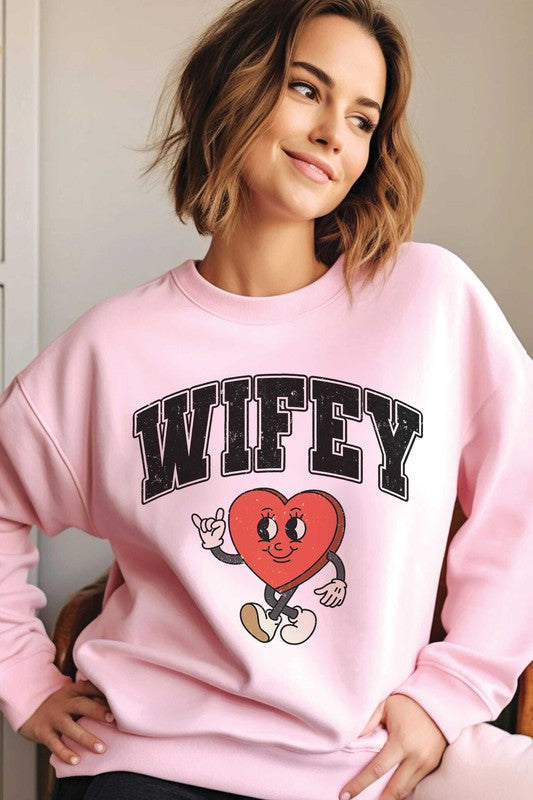 WIFEY HEART Graphic Sweatshirt