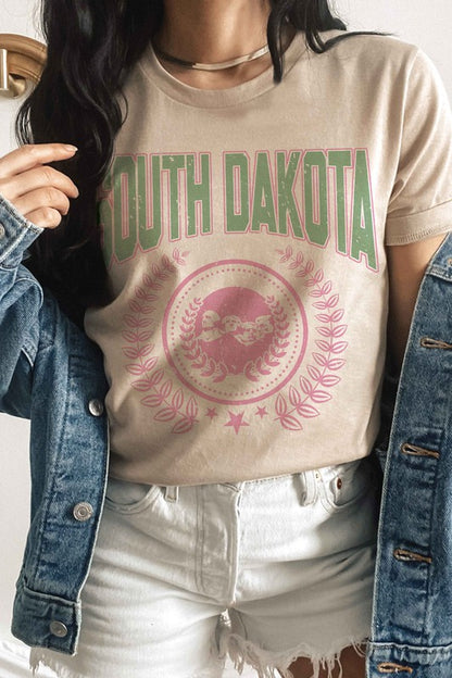 SOUTH DAKOTA Graphic Tee