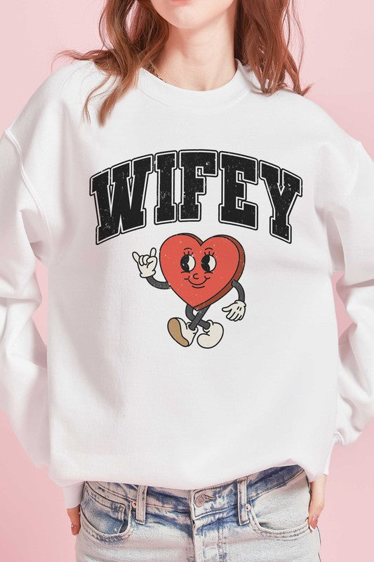 WIFEY HEART Graphic Sweatshirt