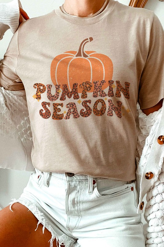 LEOPARD PUMPKIN SEASON Graphic Tee