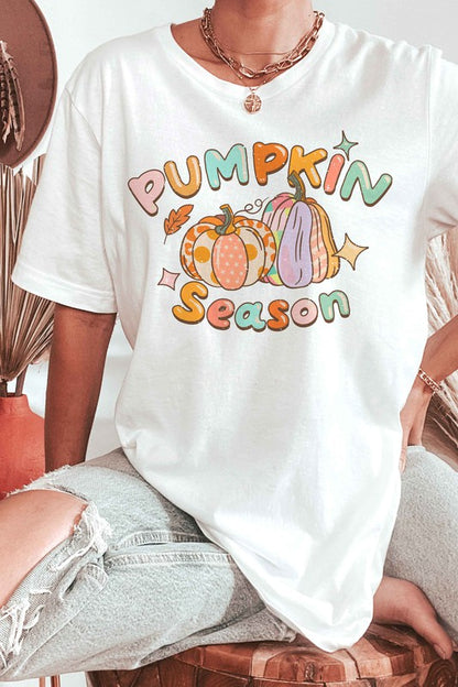 RETRO PUMPKIN SEASON Graphic Tee