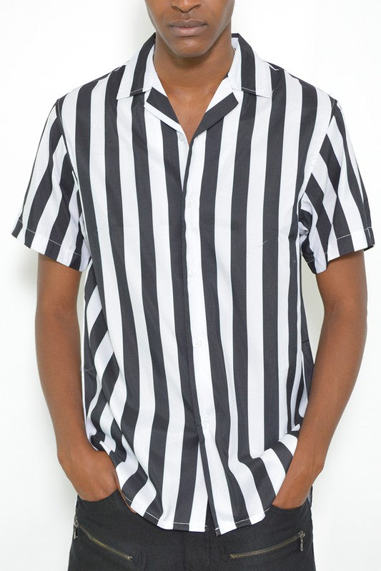 MENS SHORT SLEEVE STRIPED BUTTON DOWN PRINT SHIRT