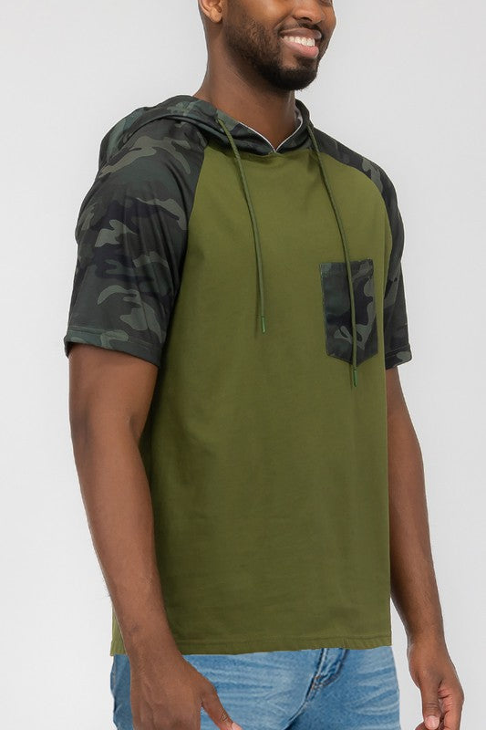 SHORT SLEEVE CAMO COLOR BLOCK