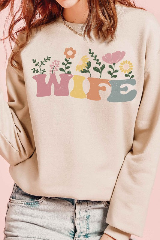 FLORAL WIFE Graphic Sweatshirt