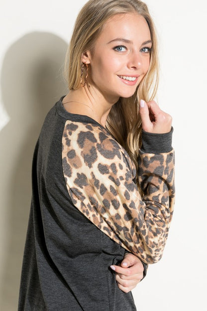 ANIMAL MIX SEQUENCE PK SWEATSHIRT