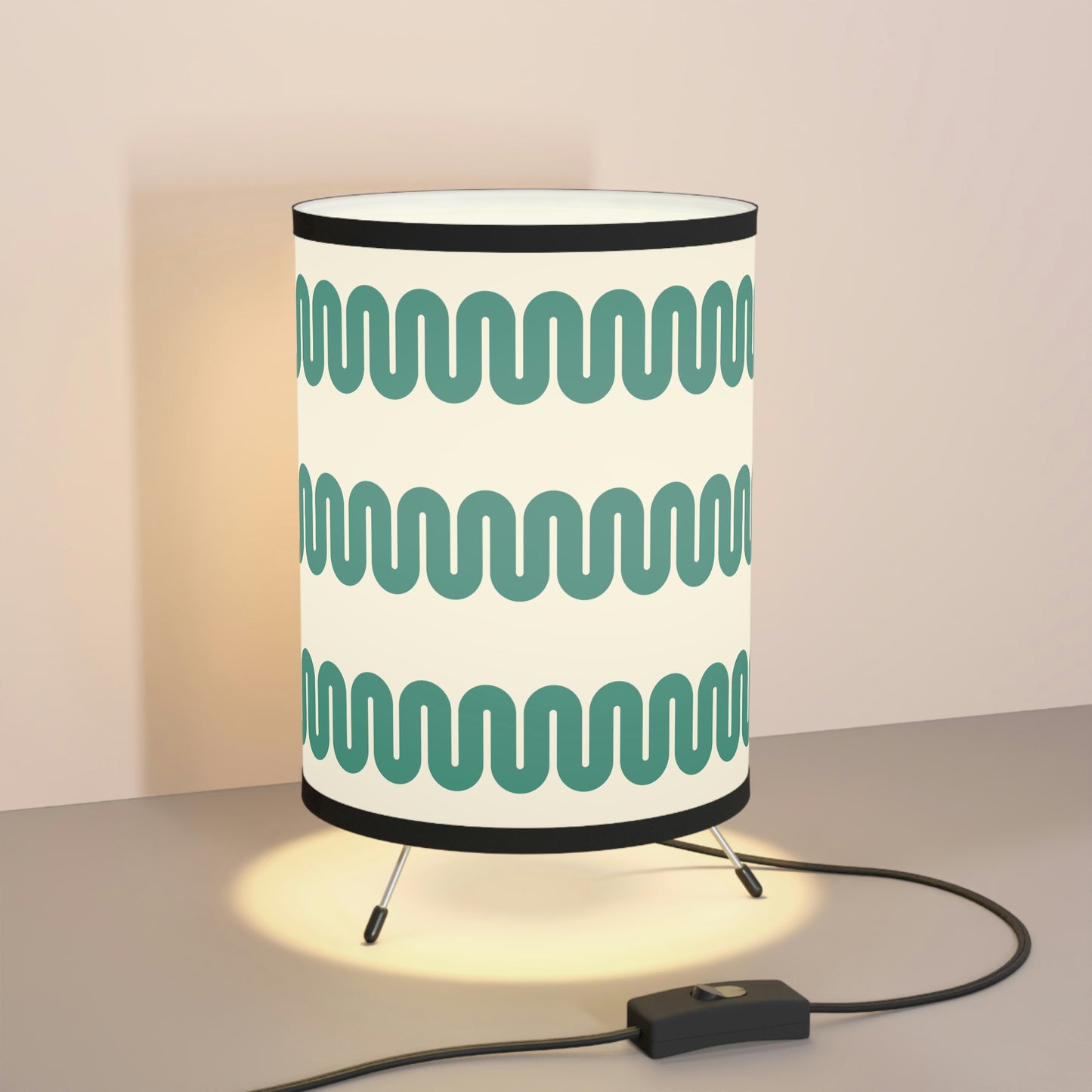 Tripod Lamp with High-Res Printed Shade, US\CA plug “Snake Line”