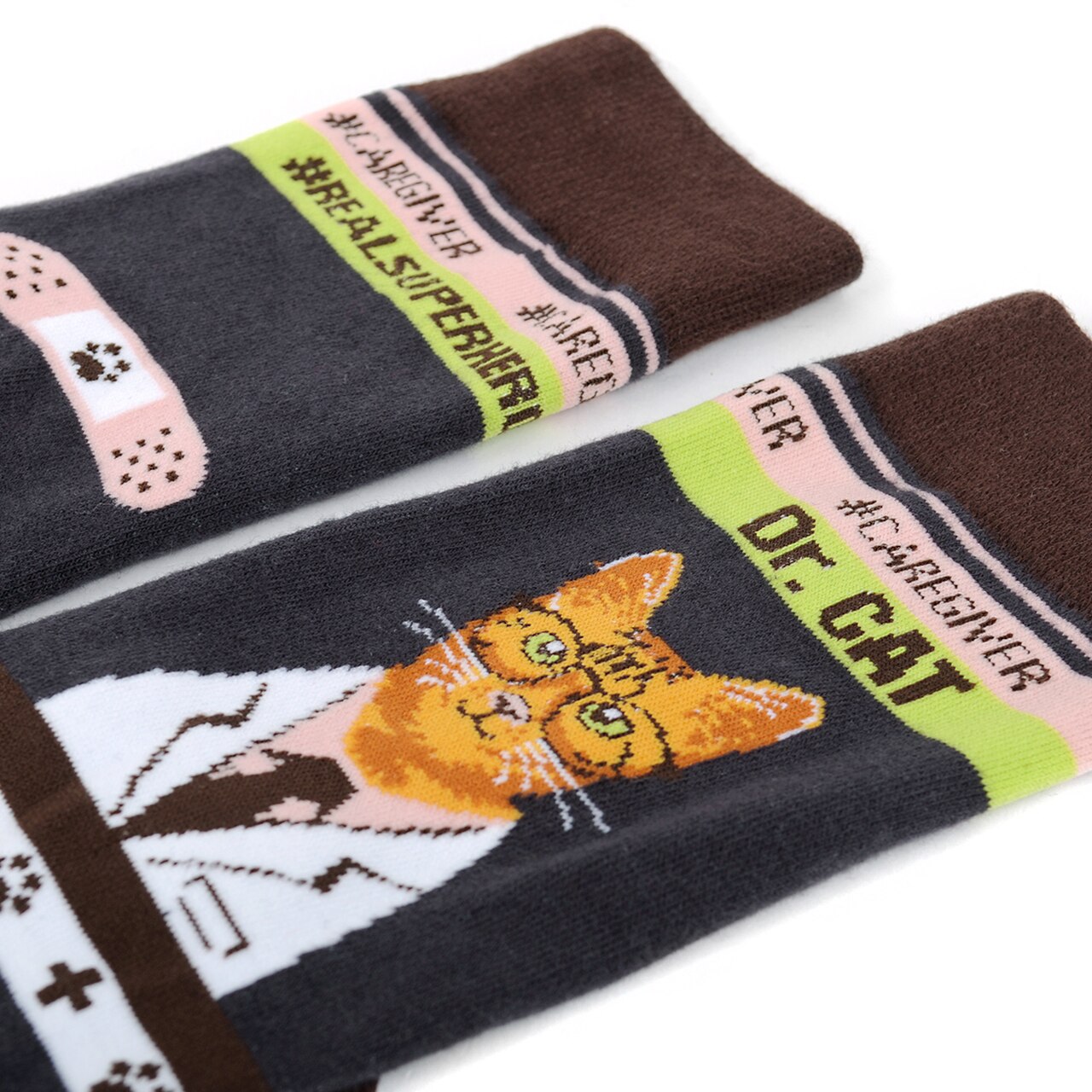 MashasCorner.com   Health Care Heroes -Dr. Cat- Ultra Premium Novelty Socks  Material: 68% cotton, 29% polyester, 3% spandex Sizes: available in S/M and L/XL S/M: men shoe size: 4.5-7.5, ladies shoe size: 5.5-9.5 L/XL: men shoe size: 8-12, ladies shoe size: 10-10.5 Unisex style