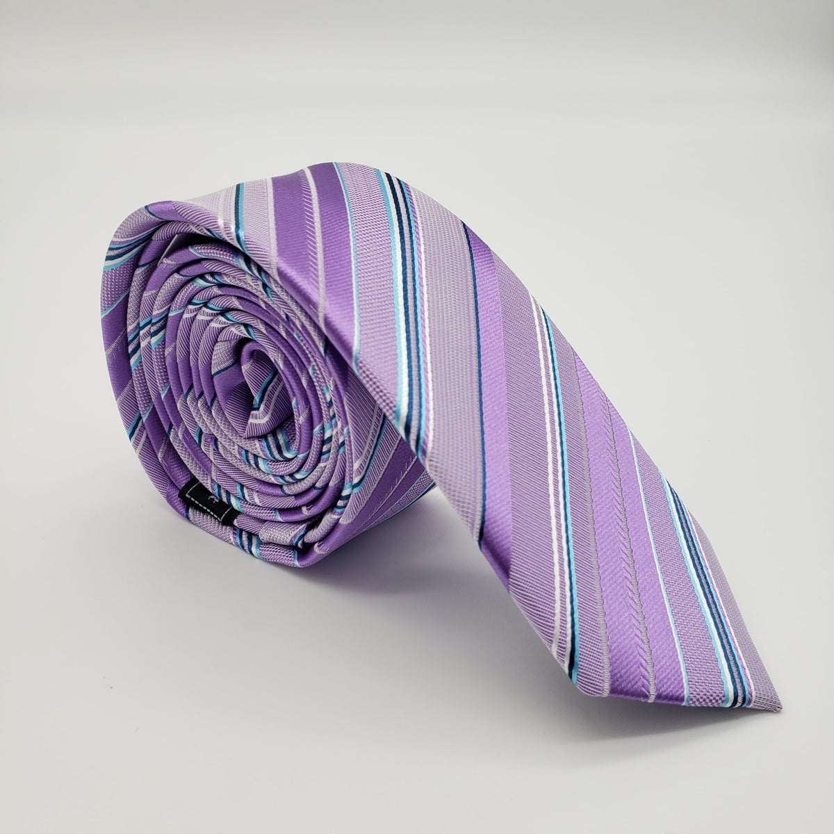 MashasCorner.com  Laurant Bennet Milano Men Dress Suit Skinny Neck Tie Lavender Stripe 57" 2 1/8"W